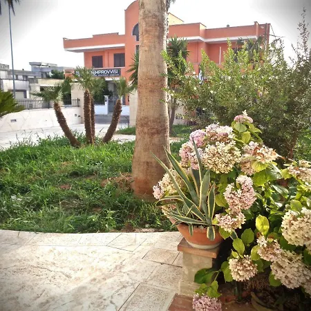 Dei Ciclopi Bed and breakfast 3*