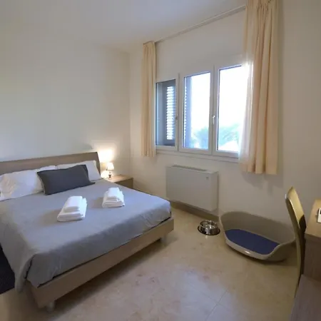 Bed & Breakfast Dei Ciclopi 3*